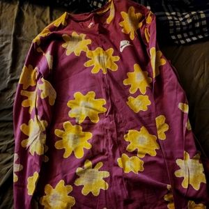 Nike long sleeve tee shirt